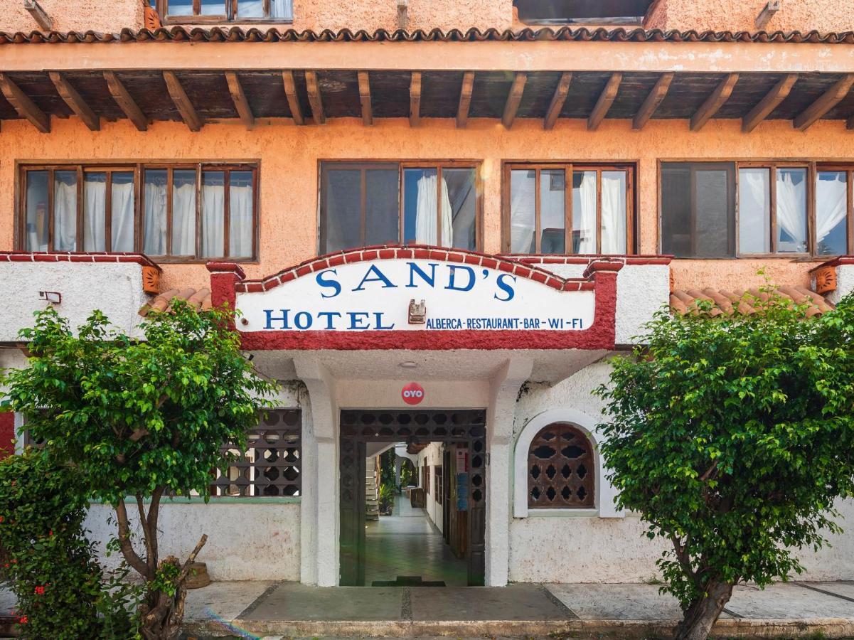 Oyo Hotel Sands Barra de Navidad Εξωτερικό φωτογραφία